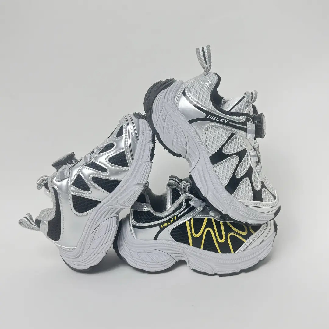 秋季新款儿童选装纽扣超轻运动鞋休闲时尚老爹鞋2522