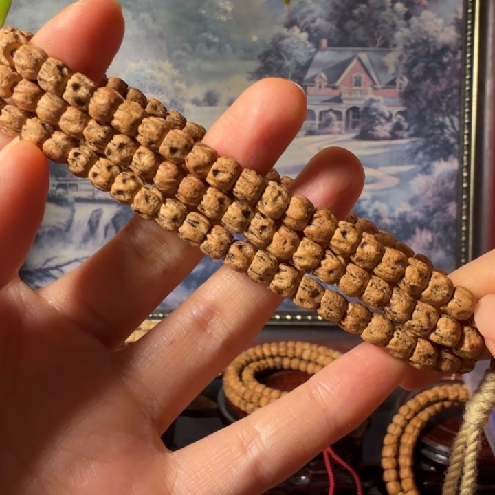 柏香籽/百香籽手串D****n