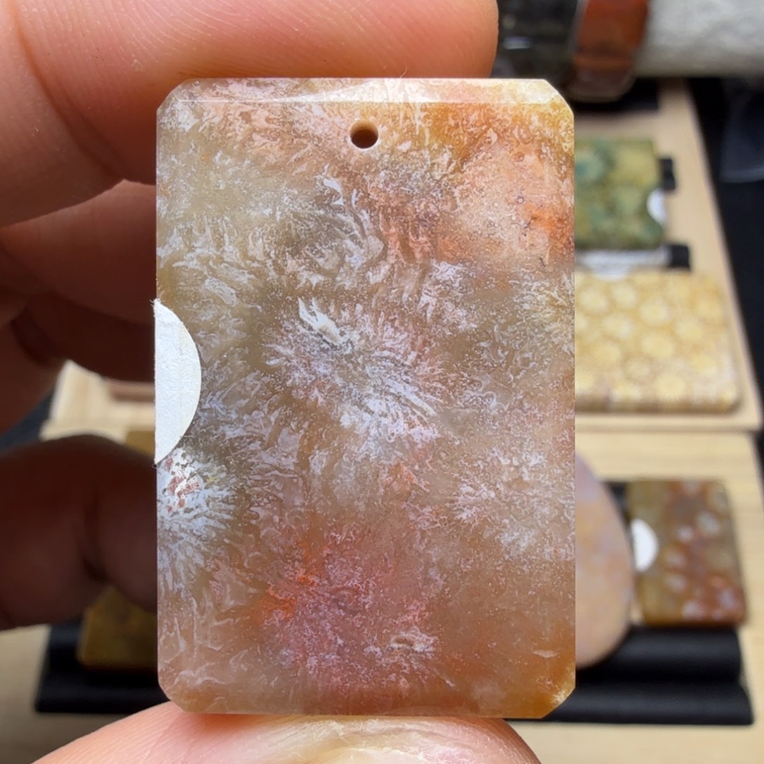 硅化玉未镶嵌纯天然色有机玉石保真色