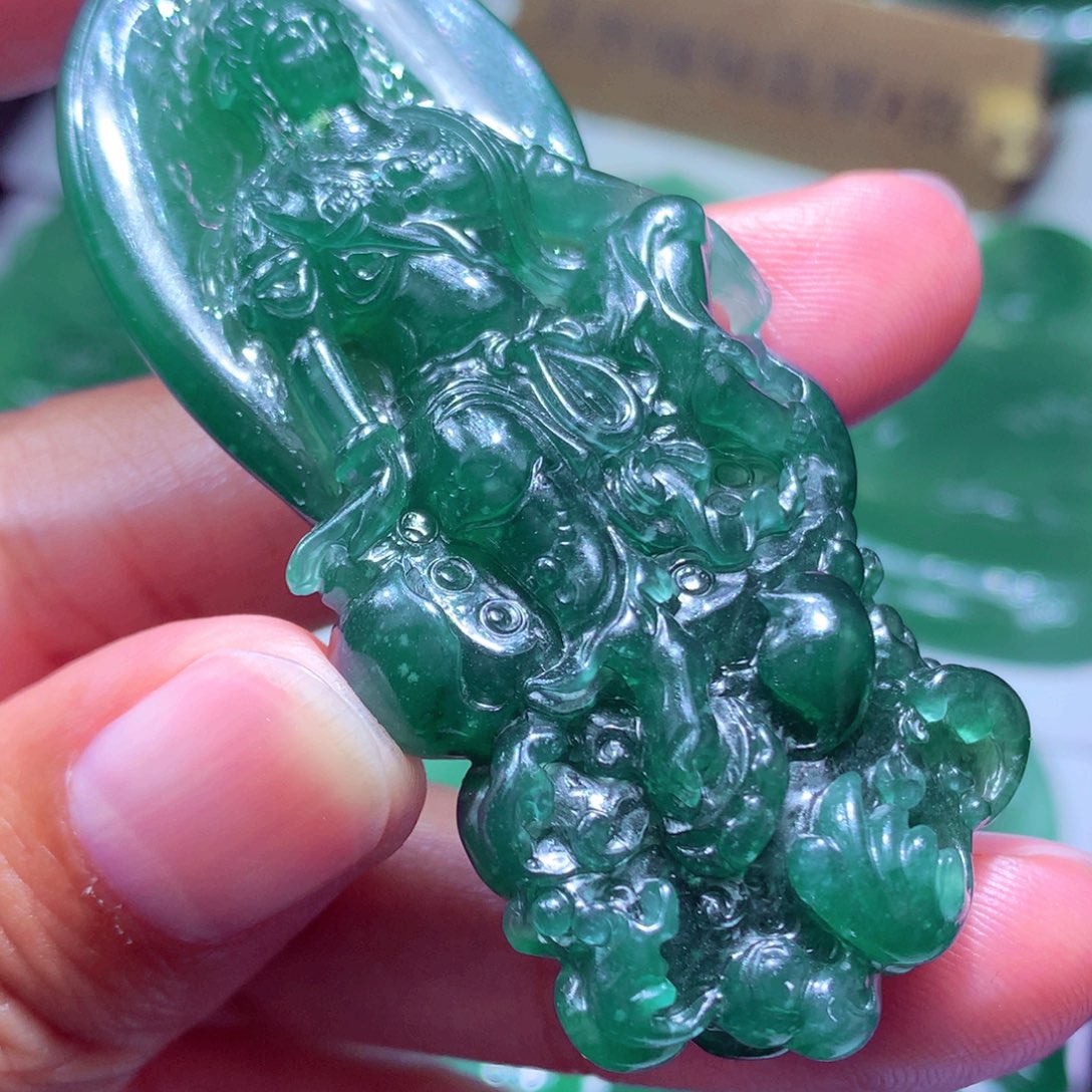 星****定制翡翠未镶嵌天然