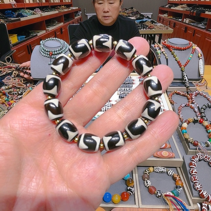 未镶嵌玛瑙/玉髓珠宝奇石