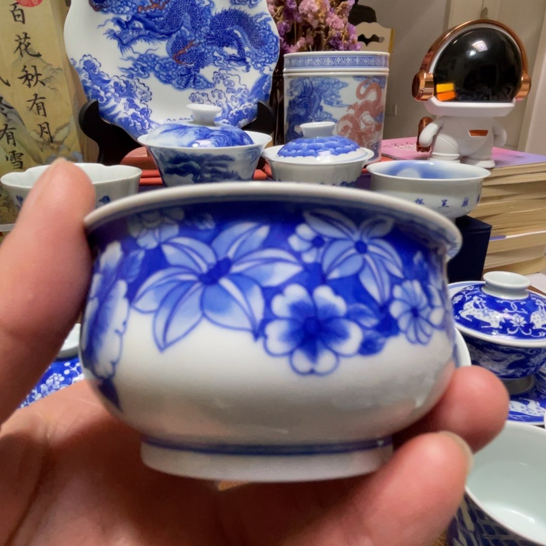 青花炉式万花主人杯