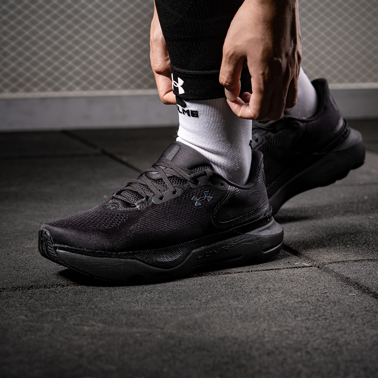 【双旦礼赠】UA安德玛跑步鞋男鞋2025新款舒适运动鞋透气网面休闲鞋