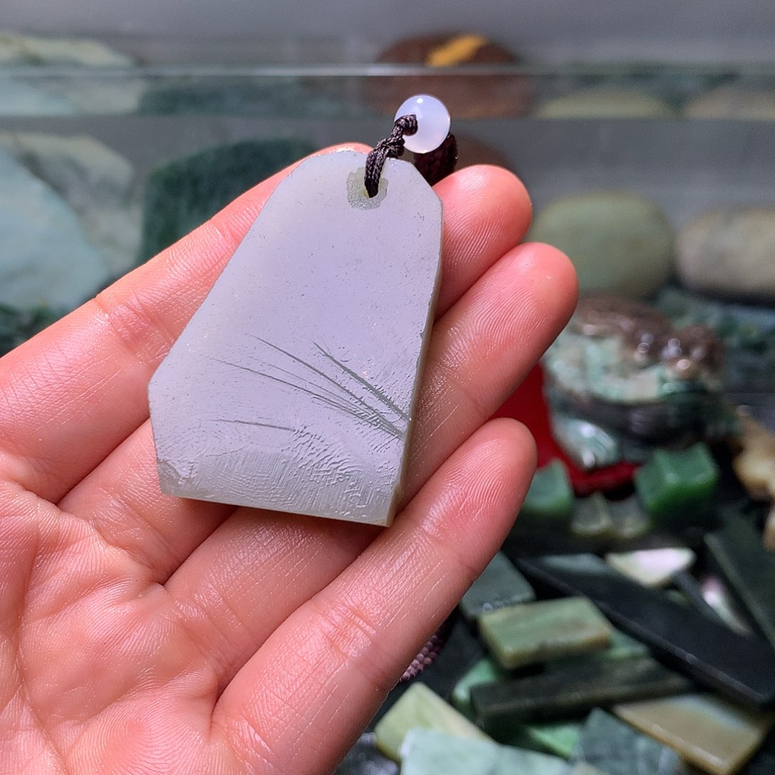 和田玉（糖玉）未镶嵌颈饰