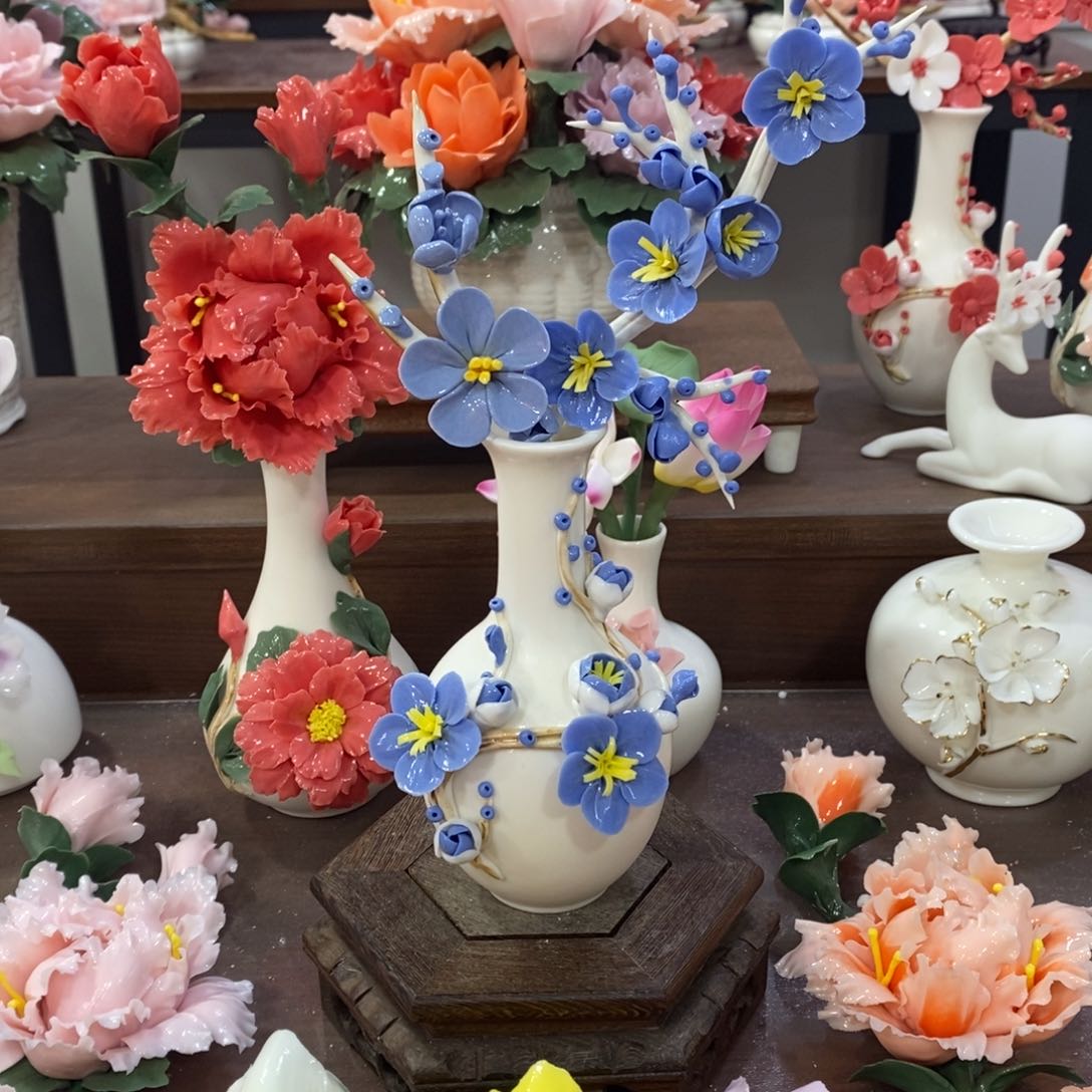 摆件陶瓷手工花摆件
