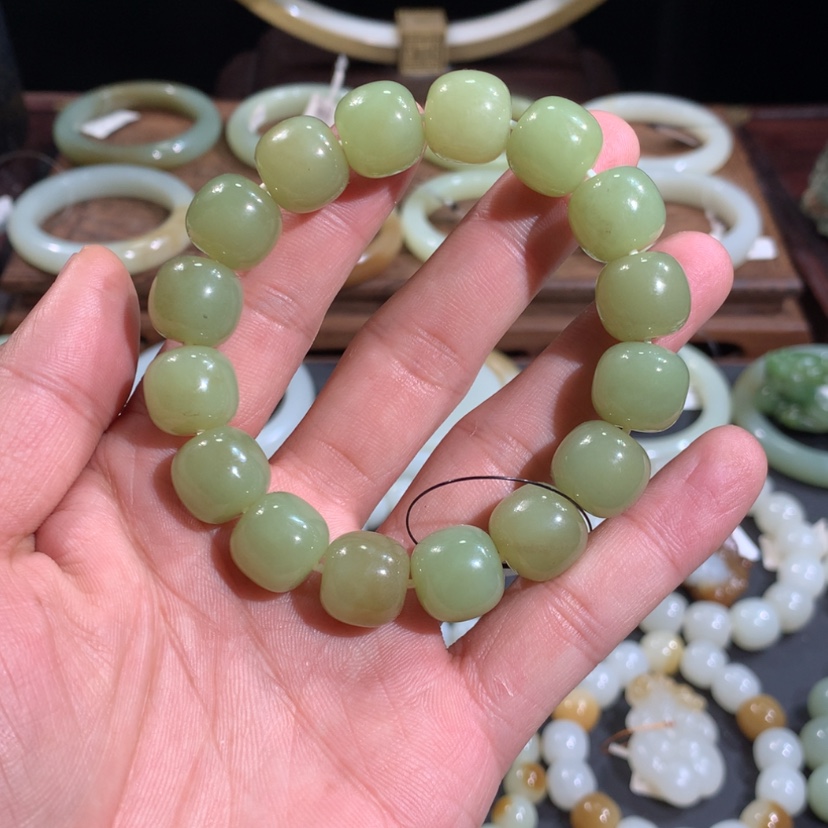 【闪购商品】和田玉手链未镶嵌新疆若羌扶果岭青黄口果绿色手串