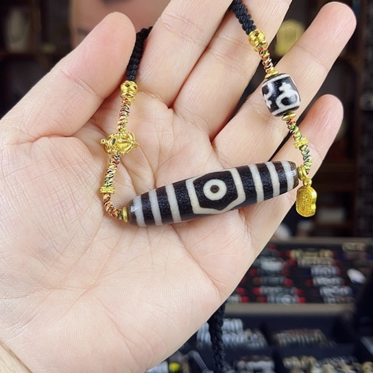 玛瑙/玉髓颈饰合金