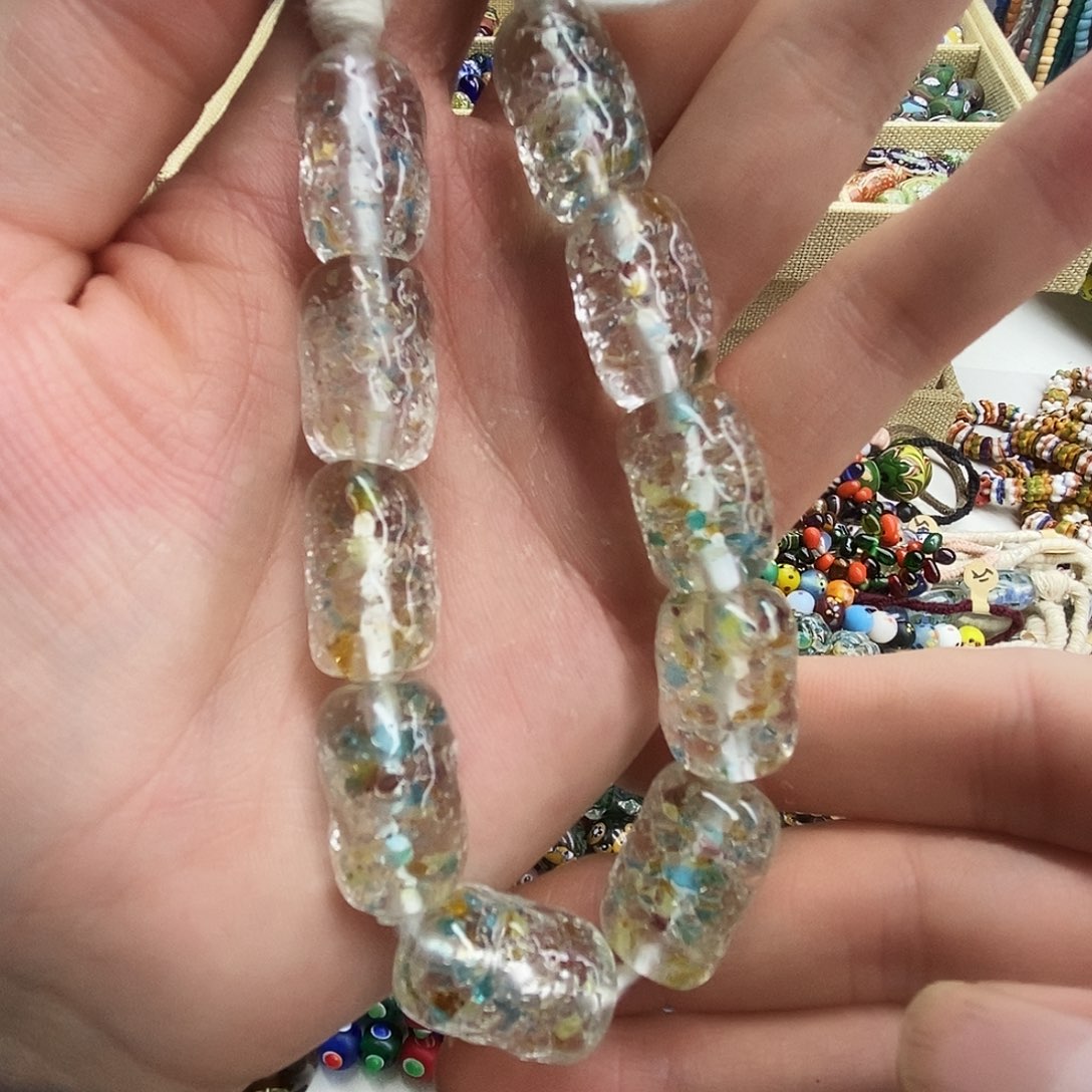 琉璃颈饰飘彩碎碎冰桶珠 