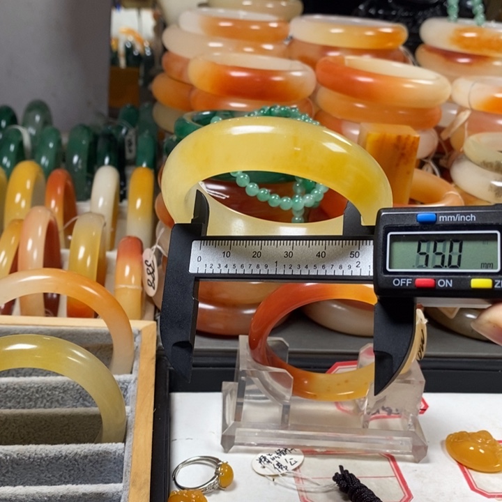 石英质玉（黄龙玉）合金手镯