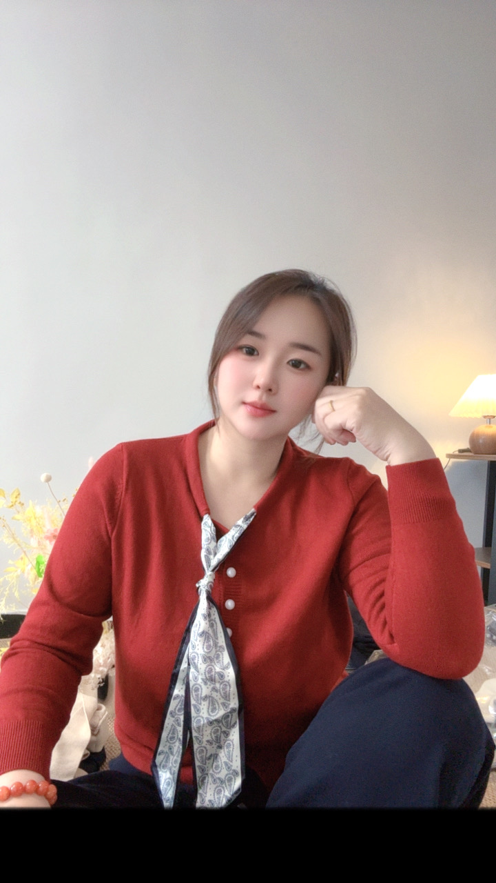 早秋新款圆领丝巾长袖开衫上衣女