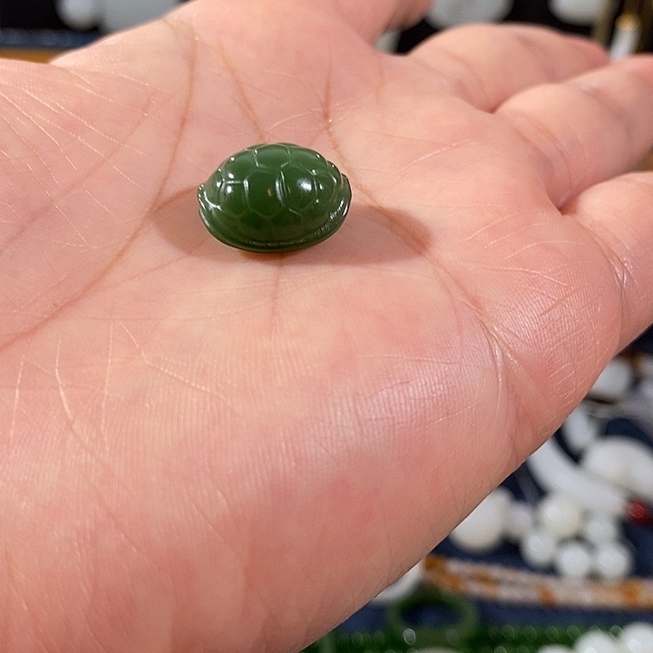 和田玉（碧玉）颈饰未镶嵌