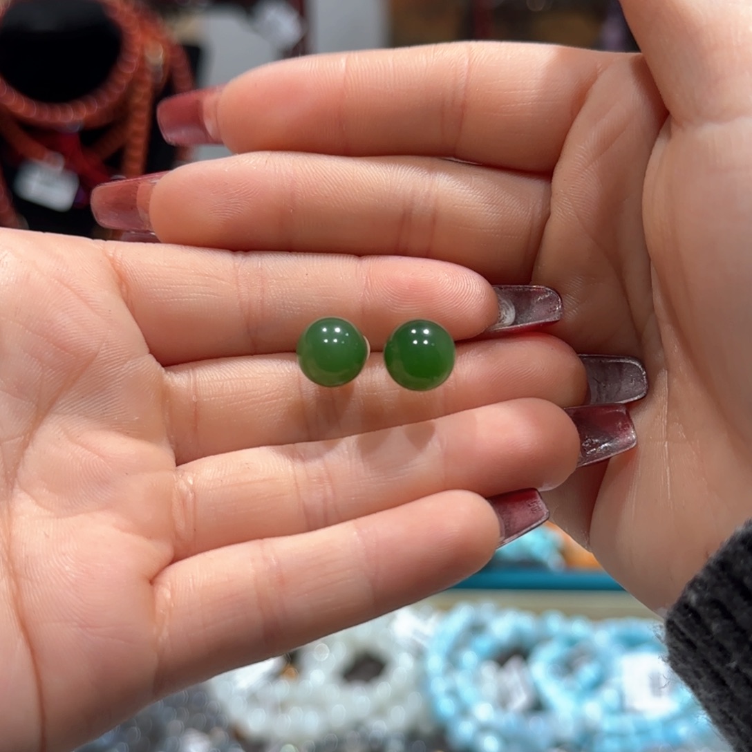 和田玉耳饰18K金镶嵌耳钉