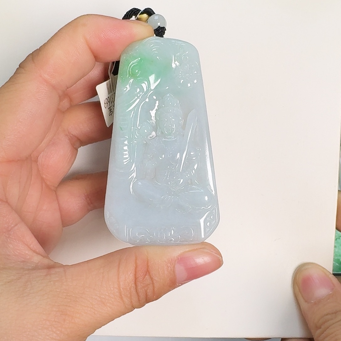 翡翠颈饰未镶嵌大*普贤