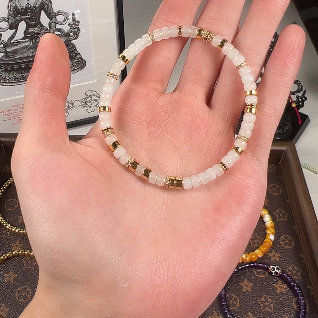 吊坠滴血莲花菩提