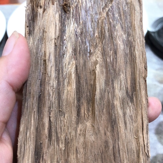 沉香摆件山****司