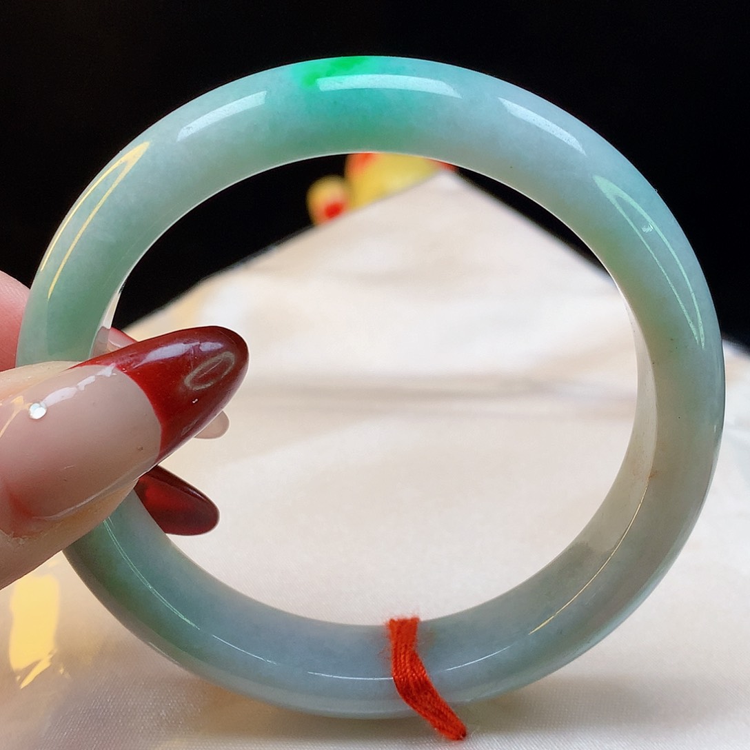 翡翠手镯未镶嵌天然翡翠5161