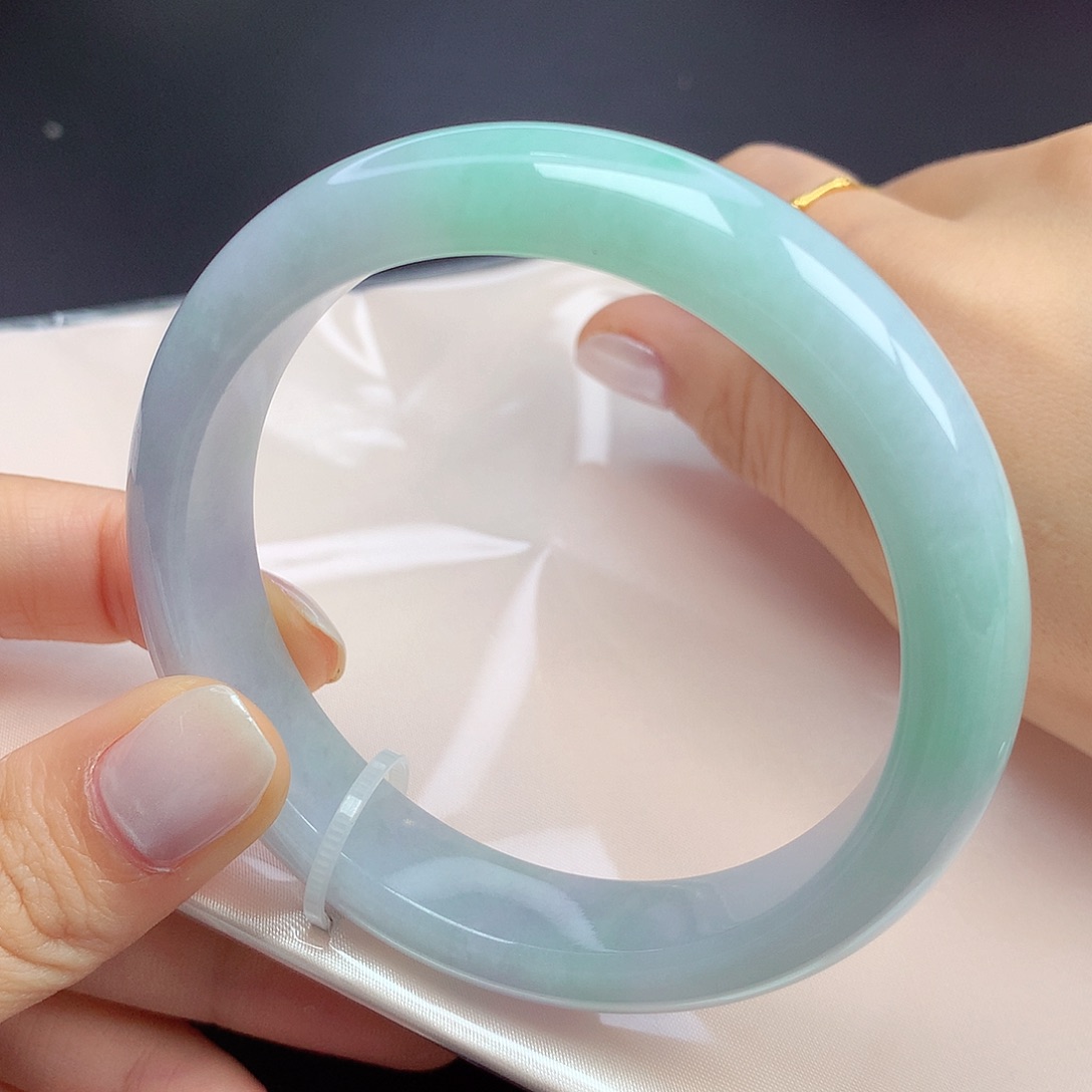 翡翠未镶嵌手镯59圈口