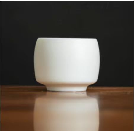 纯白白瓷主人杯