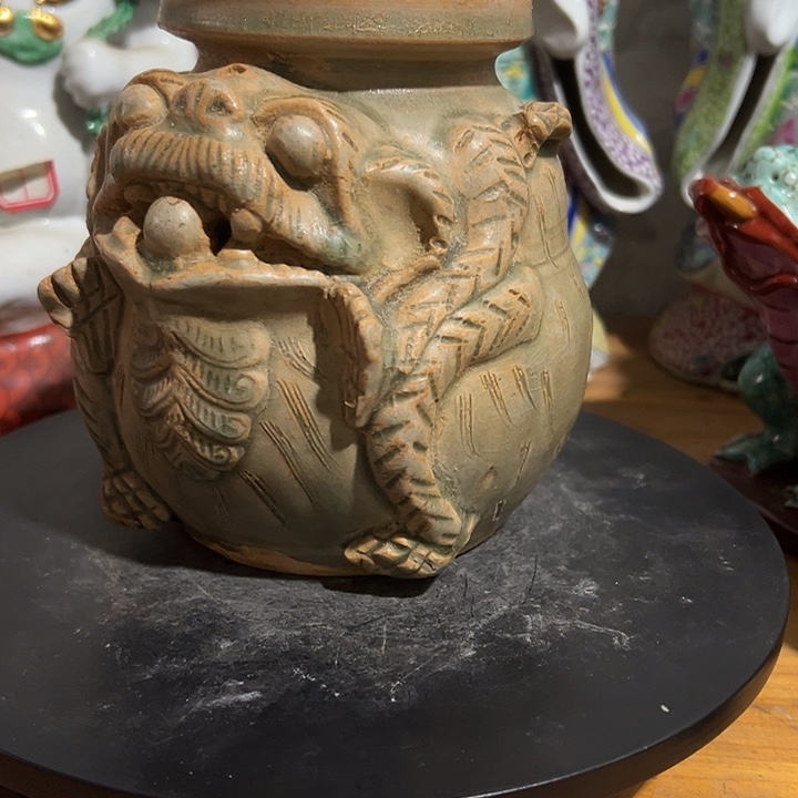 其他瓷全品相青瓷熊尊一件