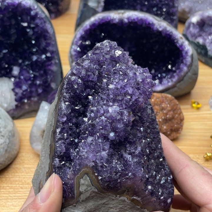 紫晶恐龙蛋未镶嵌