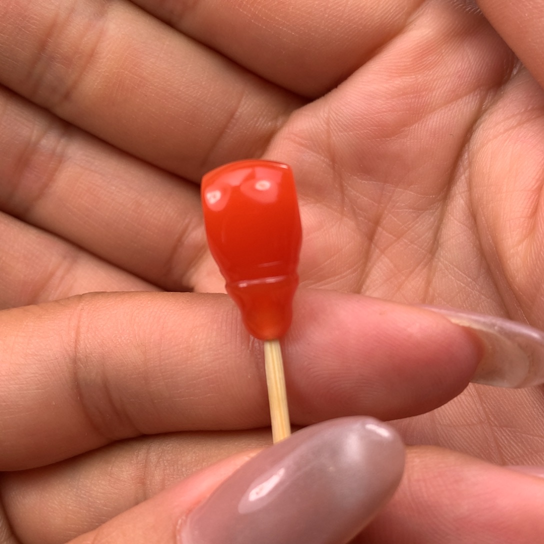 南红玛瑙三通未镶嵌