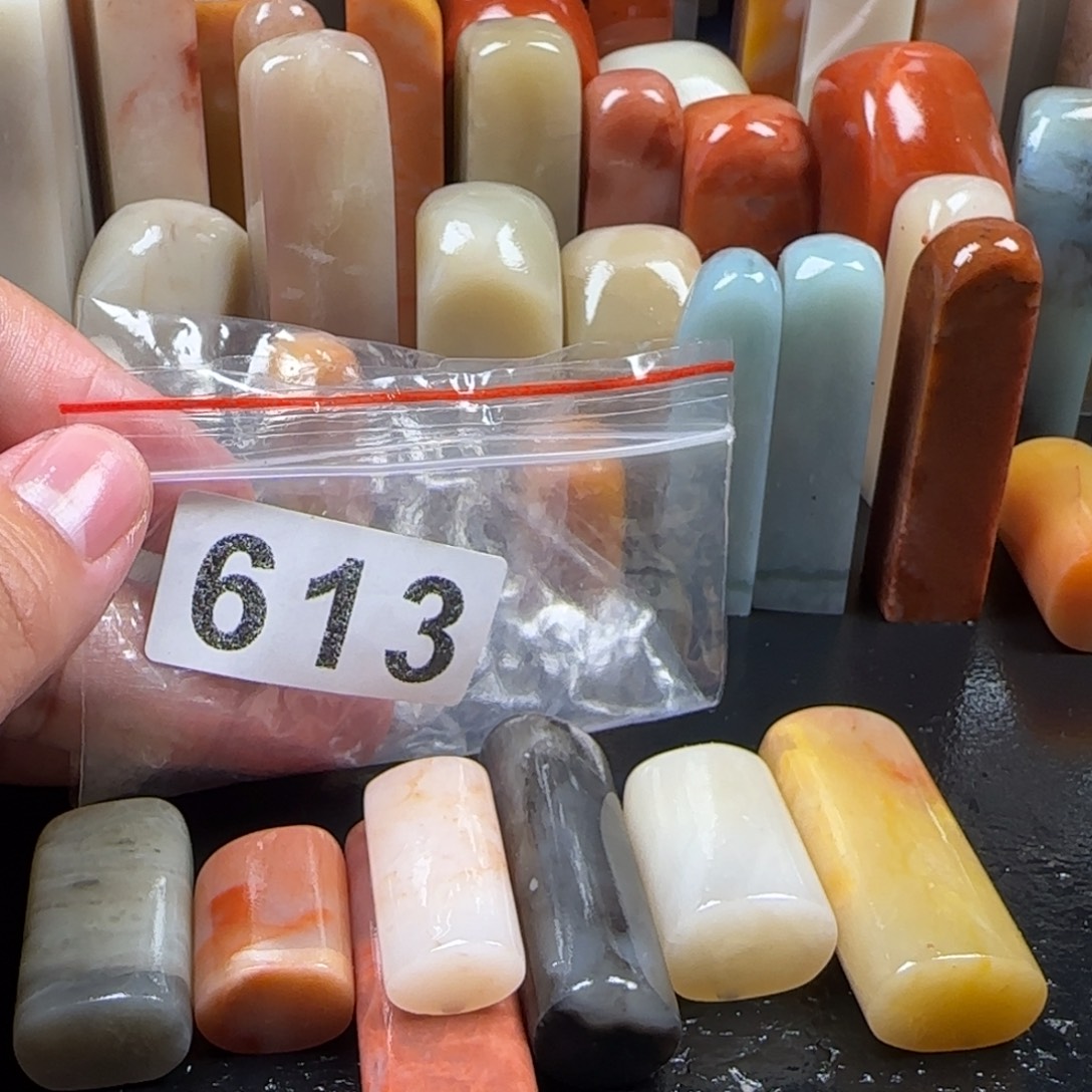 慕***儿老挝石老挝        