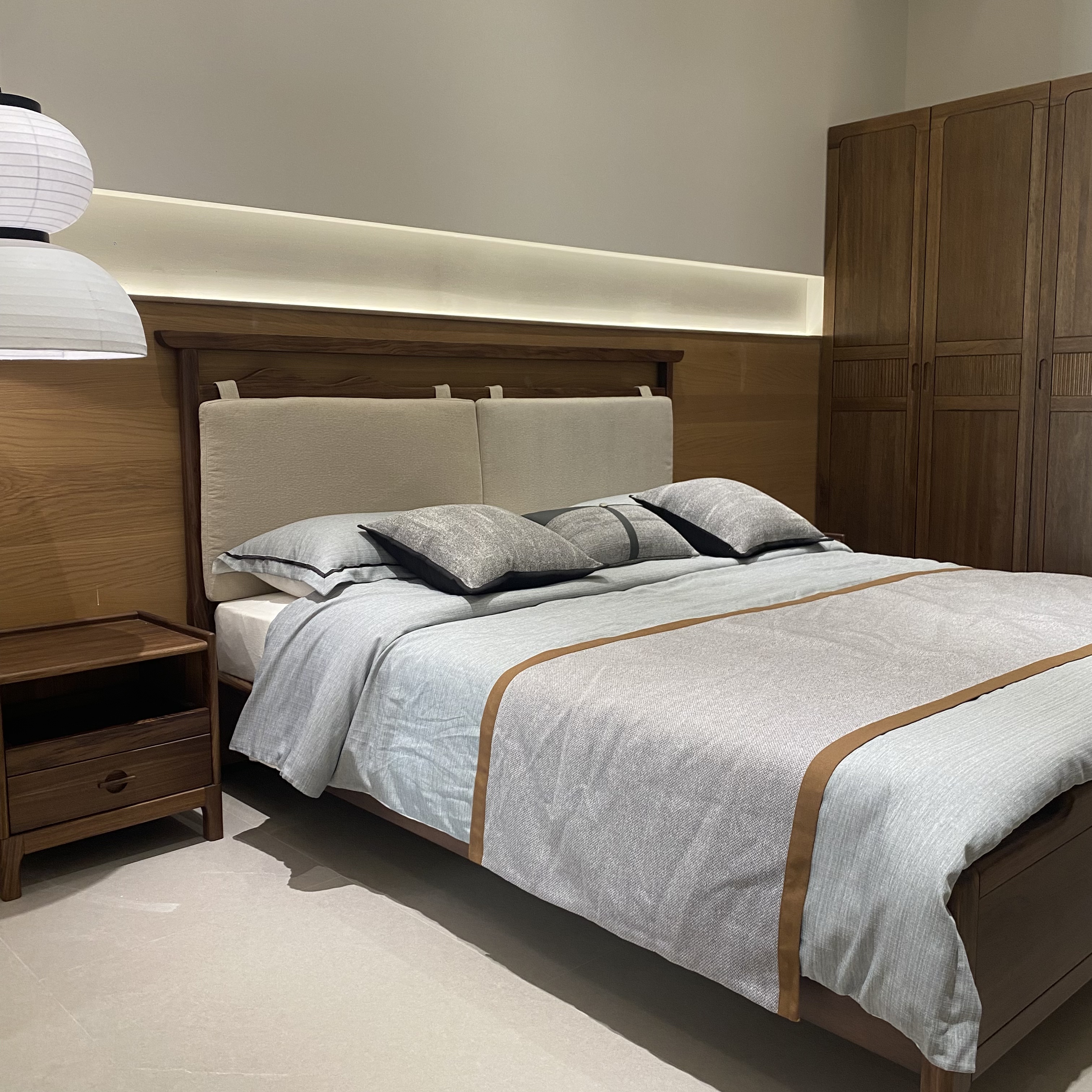 KBD801#实木床宋式美学乌金木1.8米棉麻布艺床主卧1.5米宋氏美学