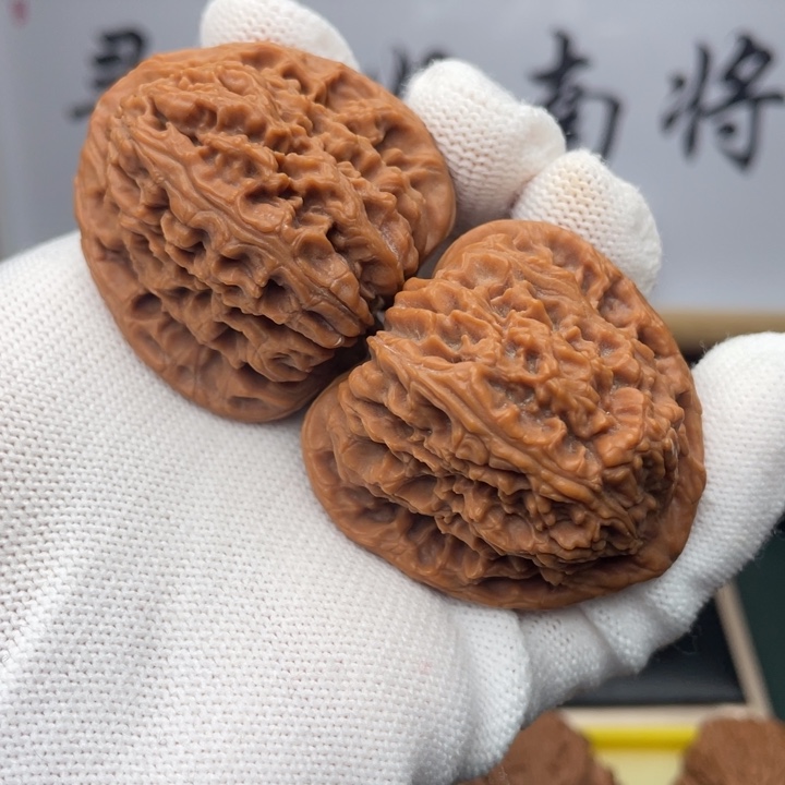 文玩核桃吊坠长*42尺三角高炮349