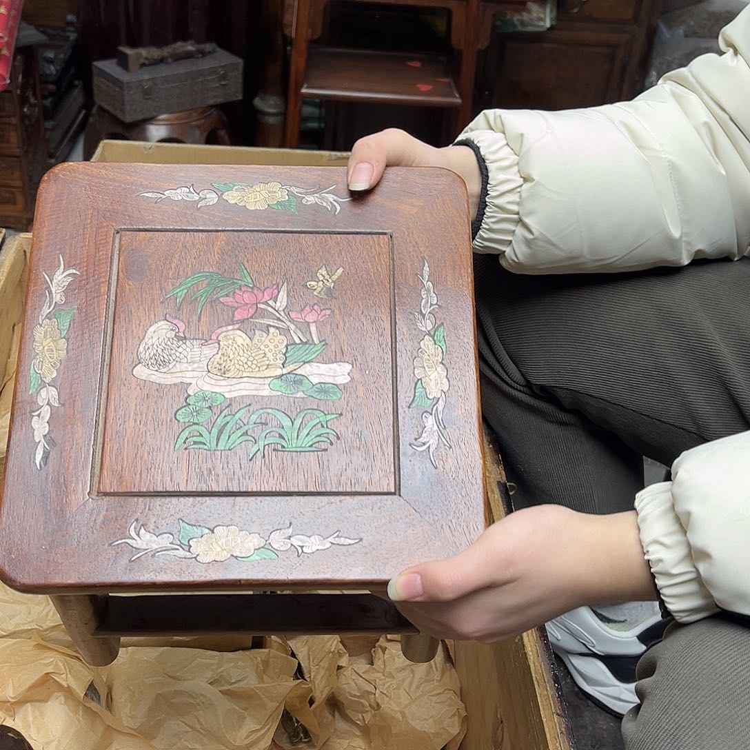 大叶紫檀（黑酸枝木类）