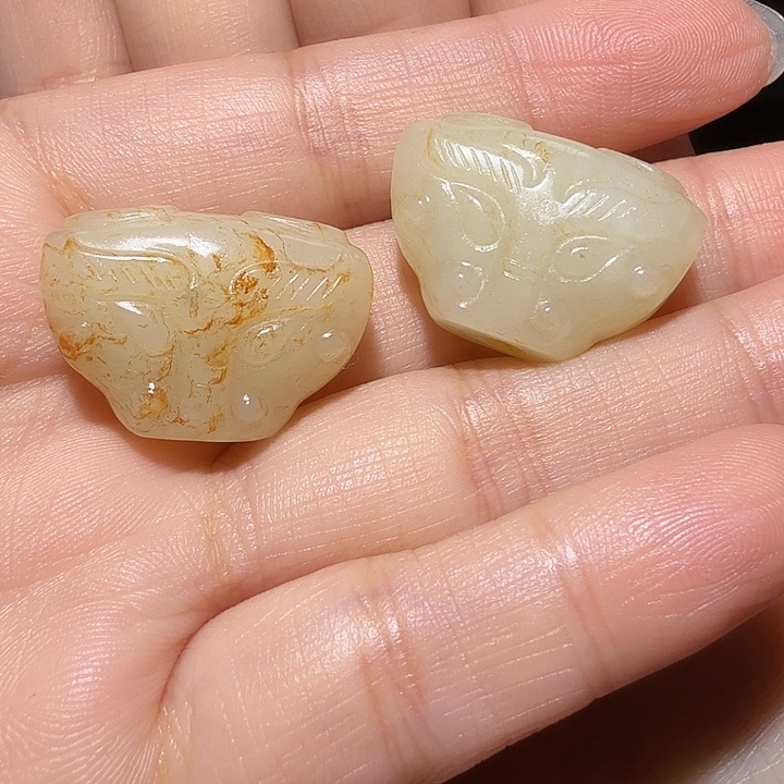 知***止和田玉（糖玉）未镶嵌挂件