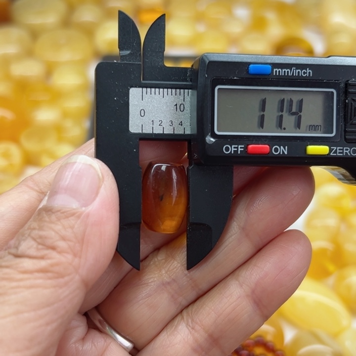 琥珀（矿物珀）裸石未镶嵌