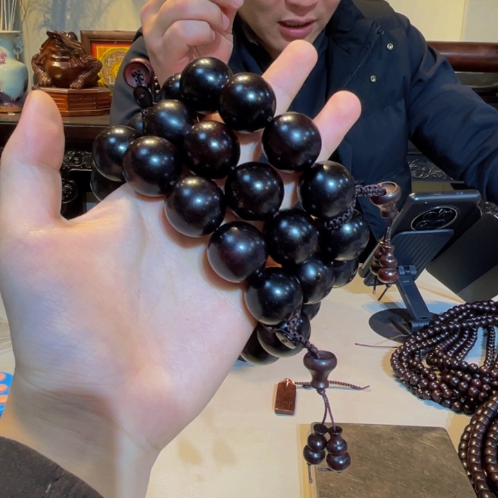 檀香紫檀（小叶紫檀）2.0爆满金星泥中泥