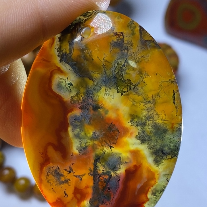 玛瑙/玉髓颈饰未镶嵌