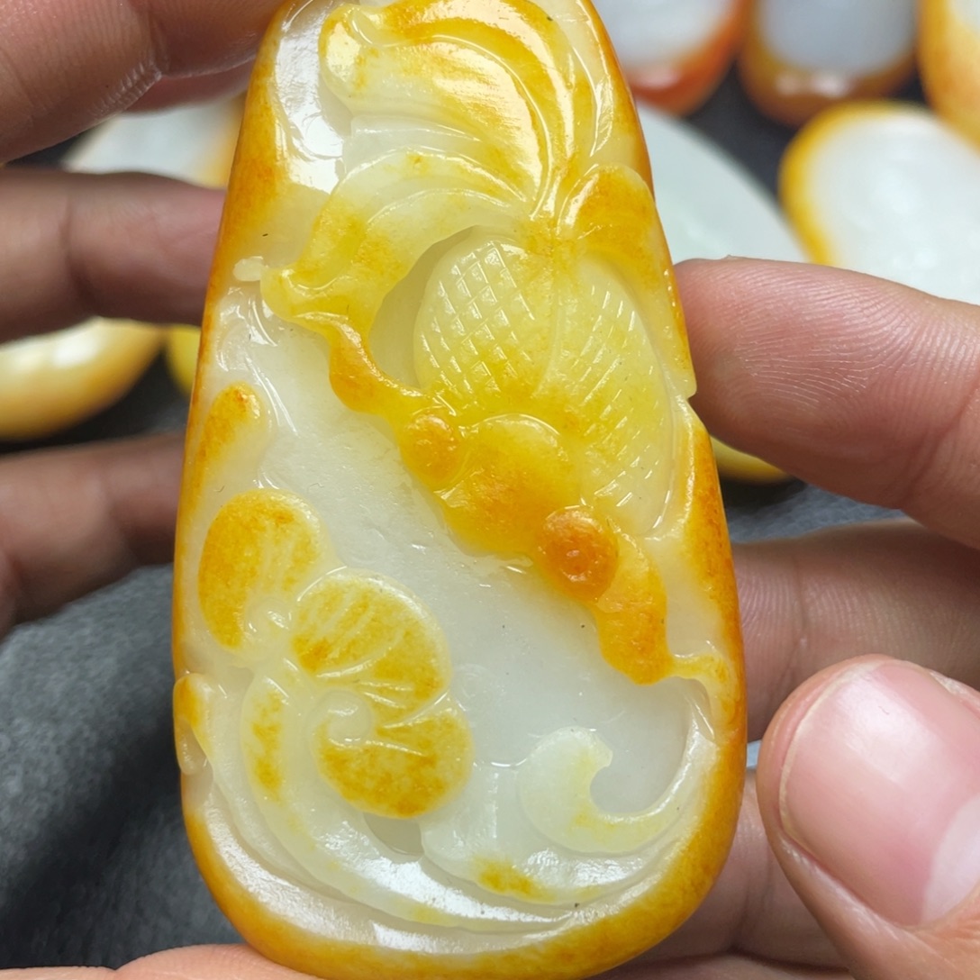 和田玉未镶嵌挂件