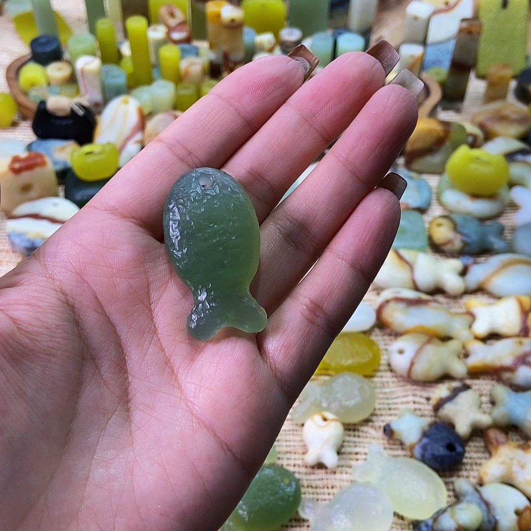 未镶嵌蛇纹石玉挂件婷****0