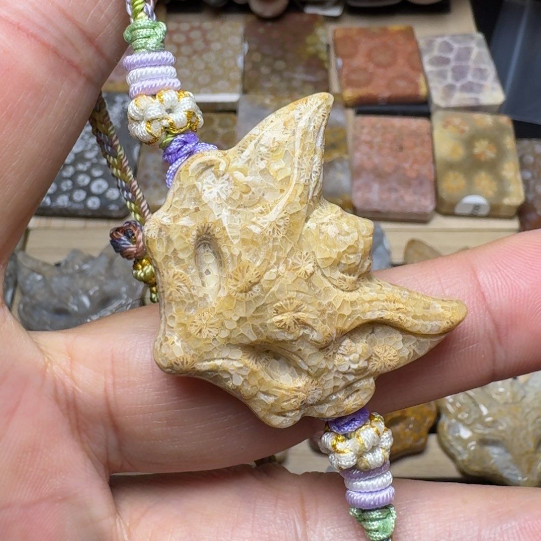 硅化玉未镶嵌纯天然色有机玉石保真色