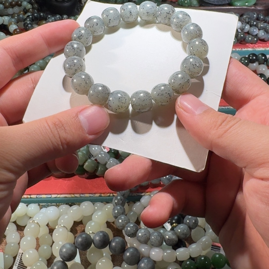 和田玉未镶嵌手链