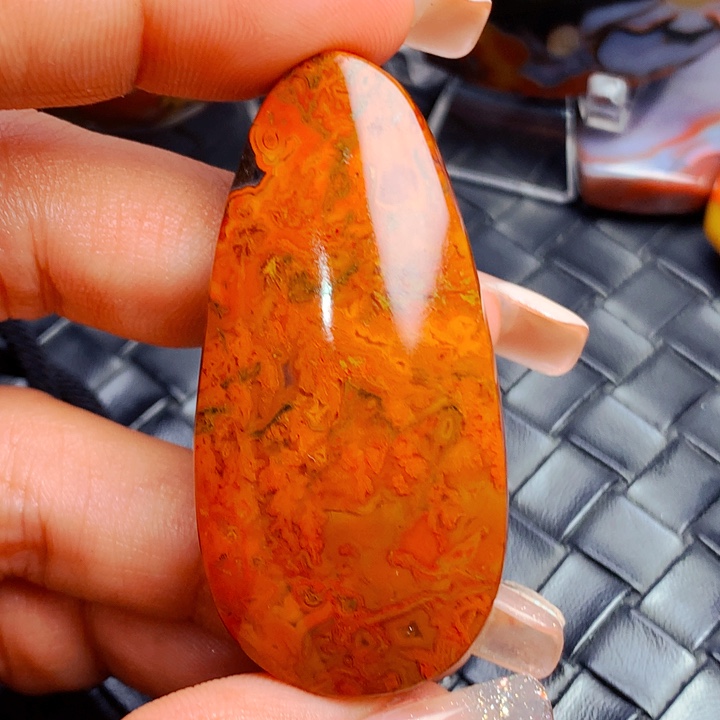 玛瑙/玉髓颈饰未镶嵌干**了
