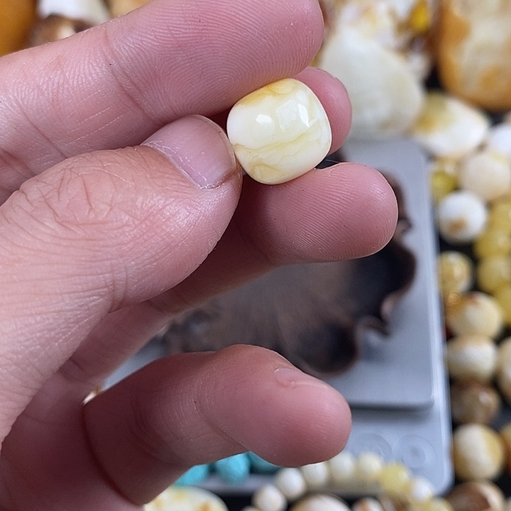 琥珀未镶嵌裸石我