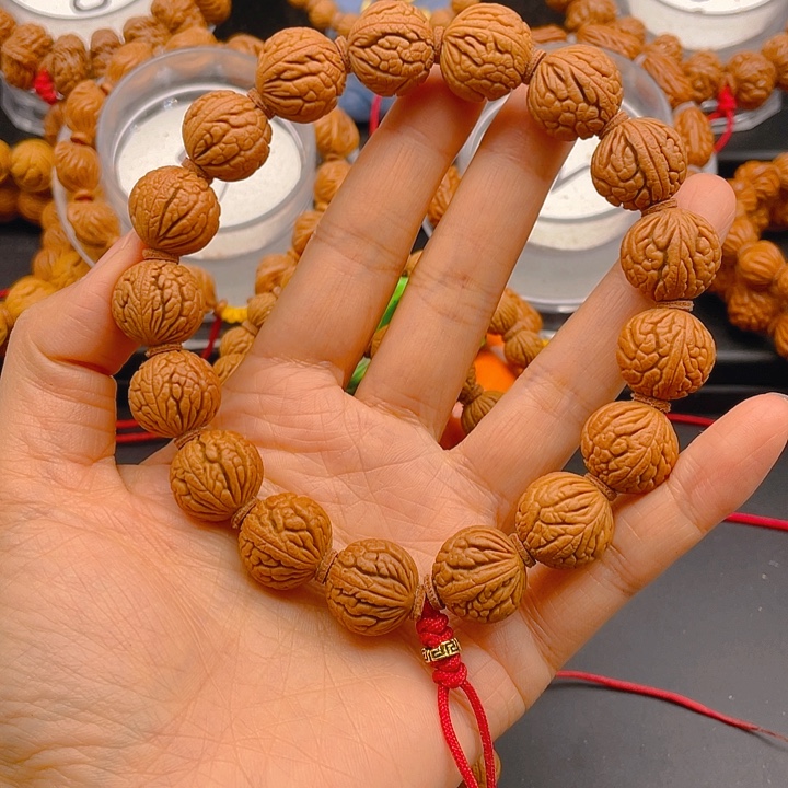 用***2桃核吊坠见健健康康平平安安6