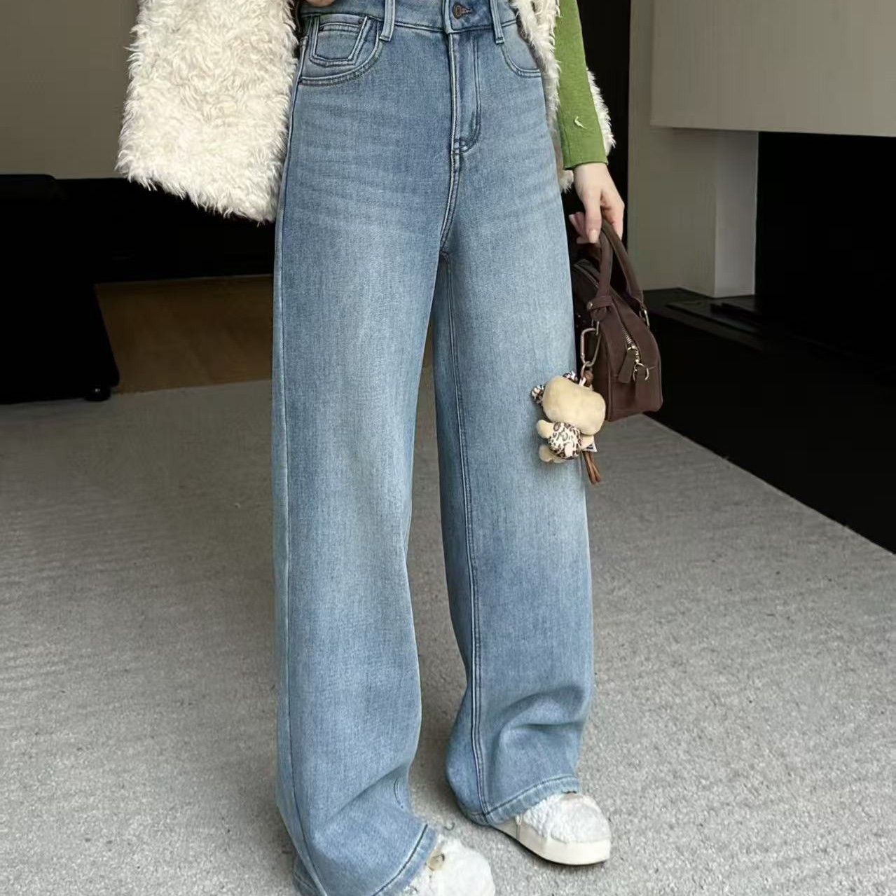 8873冬季时尚百搭显瘦加绒牛仔裤