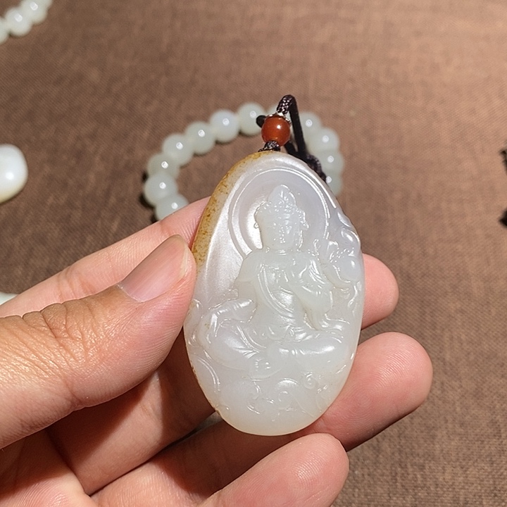 和田玉挂件未镶嵌?**?