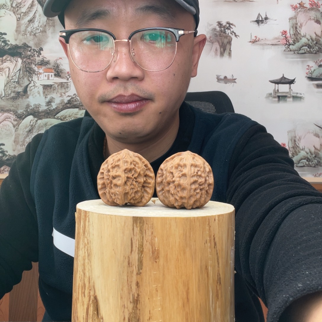 諸***长把件文玩核桃野狼