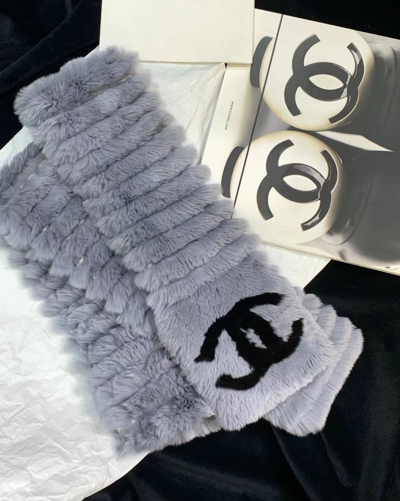 95新 Chanel/香奈儿 灰色皮草围巾 18517141