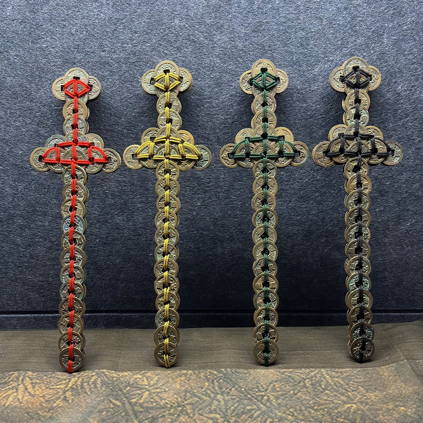 铜钱剑长30厘米纯手工编织创意短款金钱剑精致方便收藏