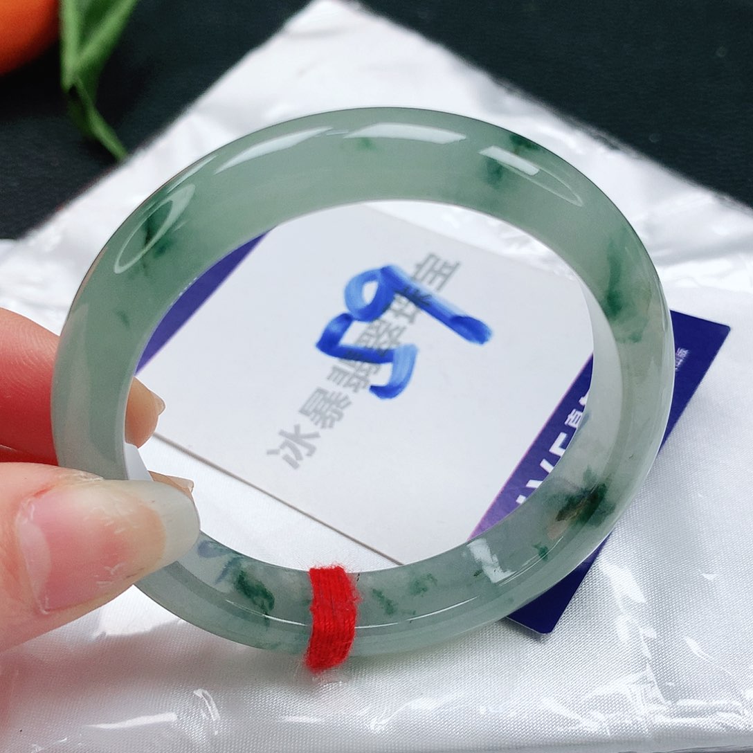 翡翠手镯未镶嵌缅甸天然a货翡翠