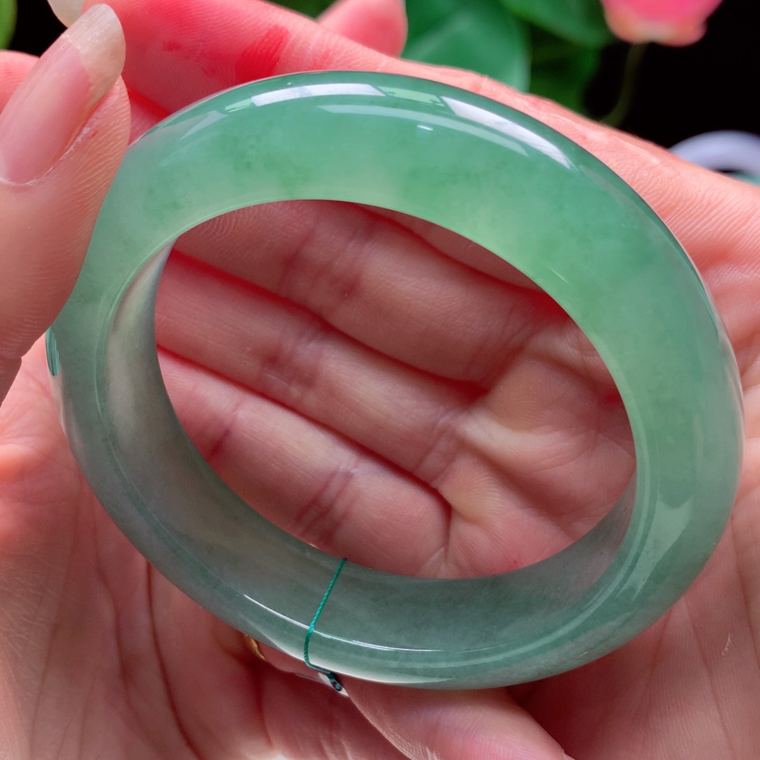 r***t翡翠未镶嵌手镯天然翡翠手镯
