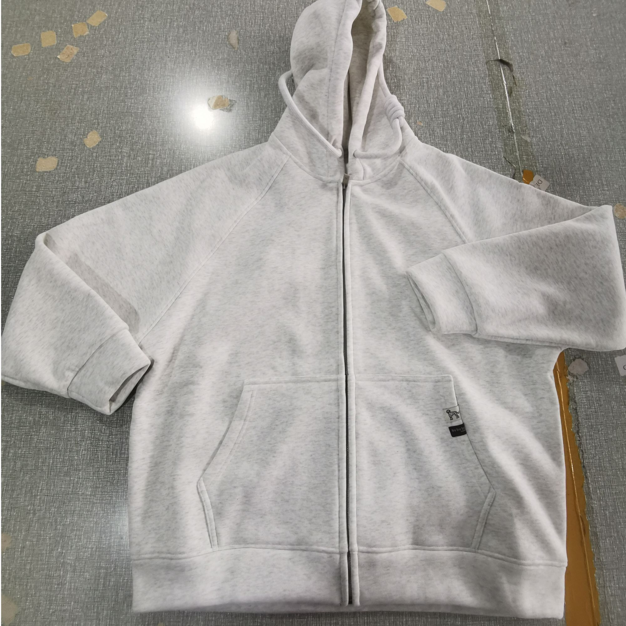 冬季加绒女版常规款连帽保暖时尚针织拉链外套