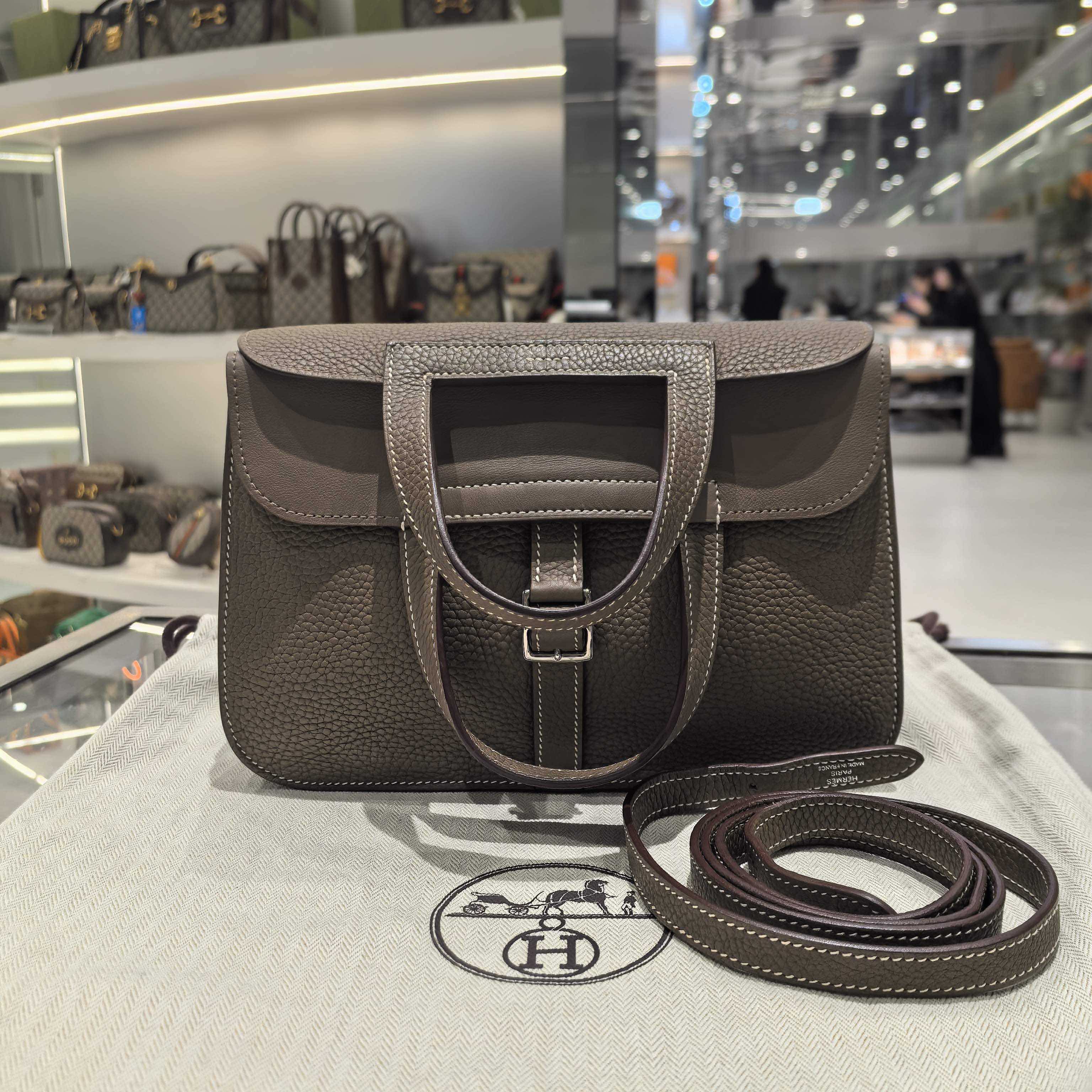 99新 Hermes/爱马仕 爱马仕 Halzan25 大象灰银扣 99新