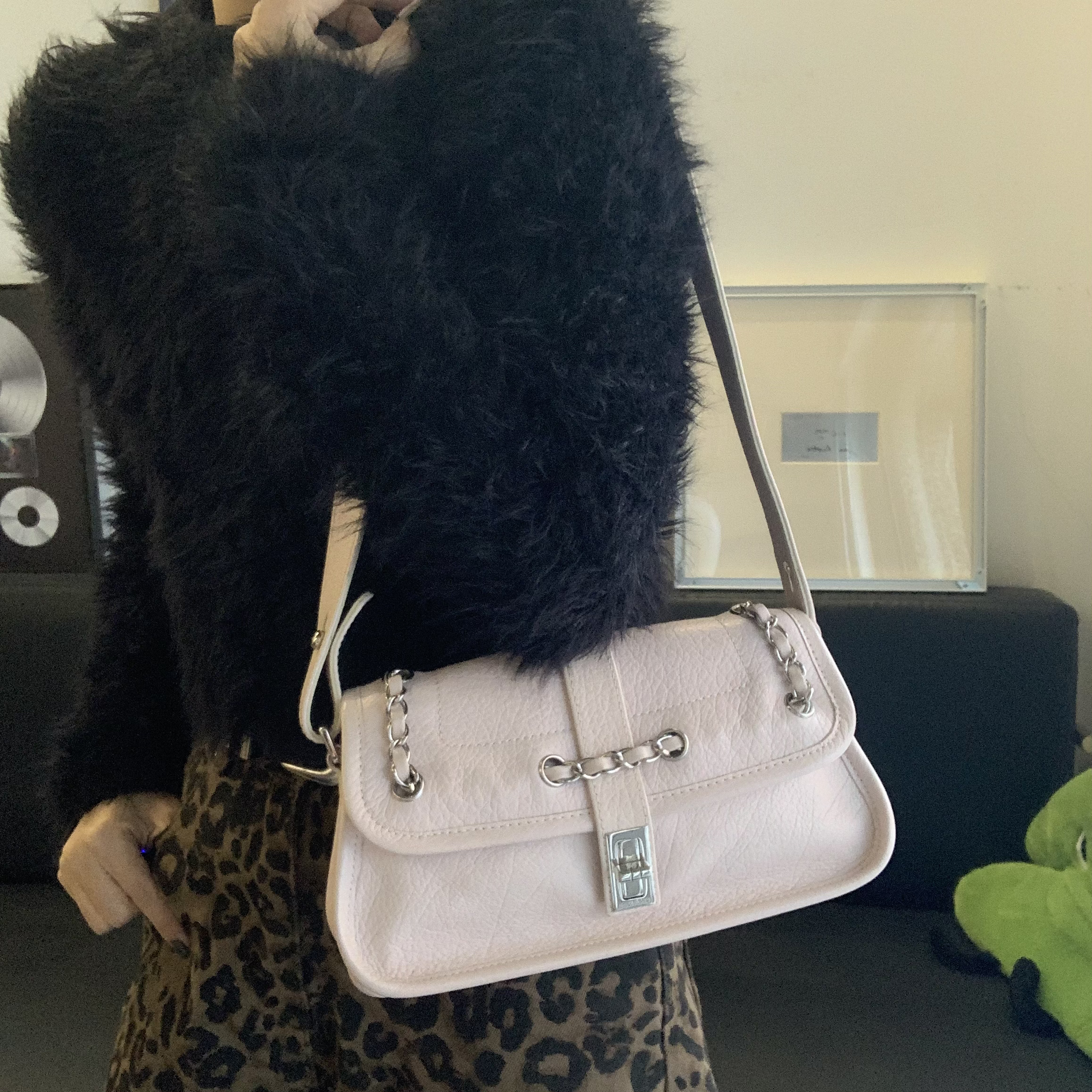 95新 Chanel/香奈儿 7 浅粉色全皮2.55单肩腋下包